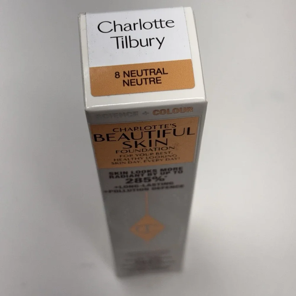 Charlotte Tilbury Beautiful Skin Foundation 8 Neutral 30ml Medium Coverage Glow